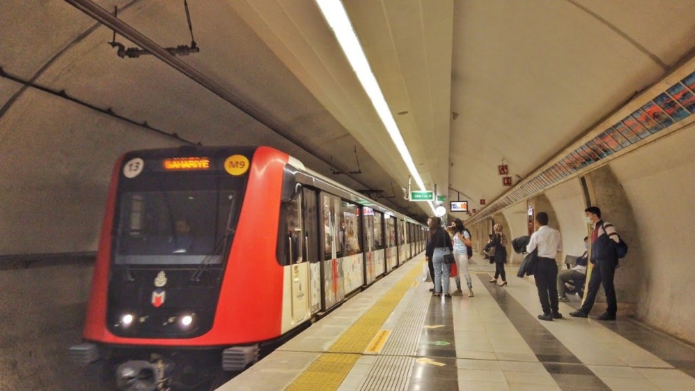 Yenikapı - Hacıosman Metro Hattı Durakları ve Aktarma Noktaları