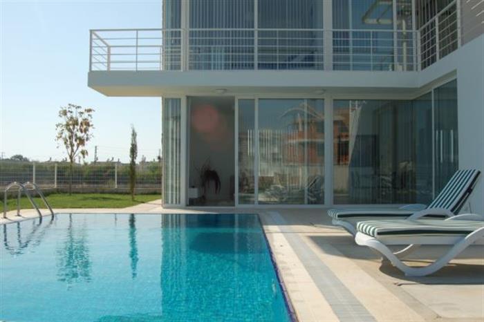 Novron Feronia Villaları